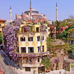 hotel-empress-zoe.istanbul-turkeyhotels.com/